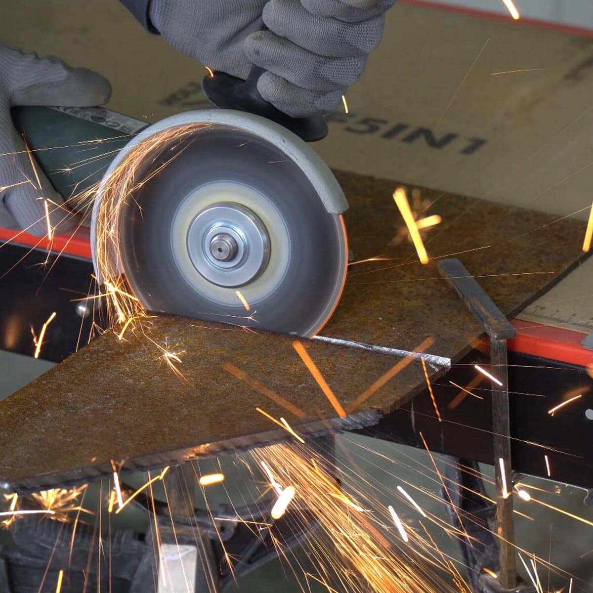 Disco Metal CUT